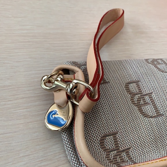 Dooney & Bourke (3) - Picture 4 of 6